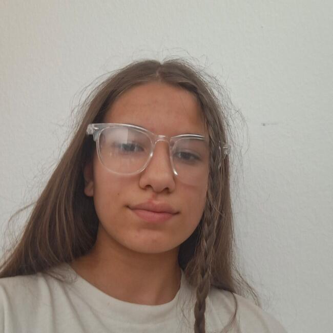 Babysitter in Büren an der Aare: Aylin