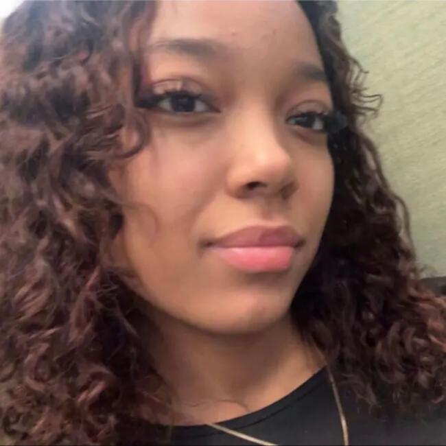 Babysitter a Rorschach: Yaritza