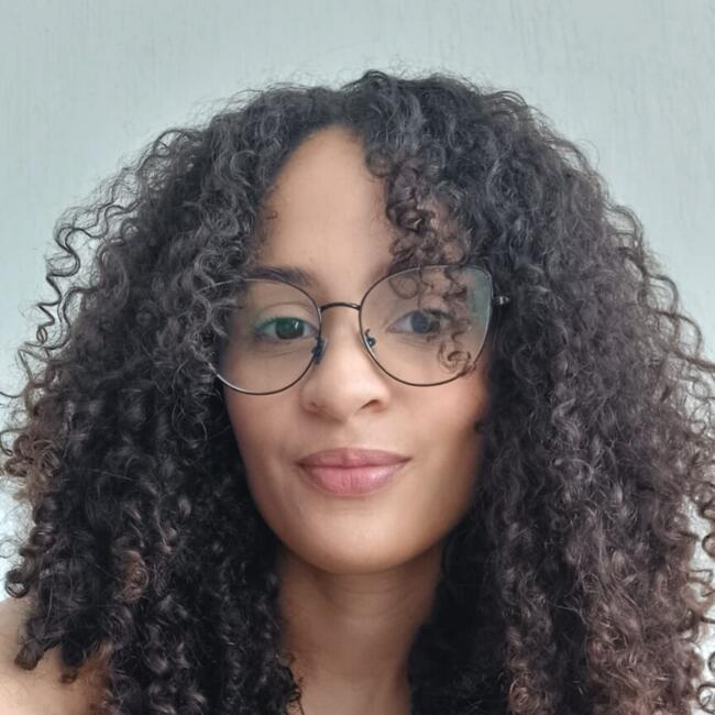 Babysitting job in São Paulo: Caroline