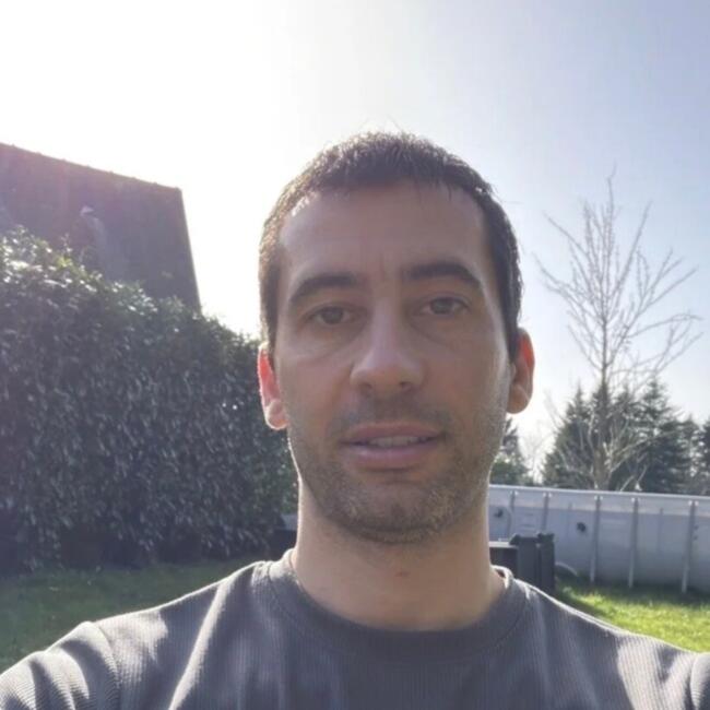 Babysitter in Chantrigné: YOAN