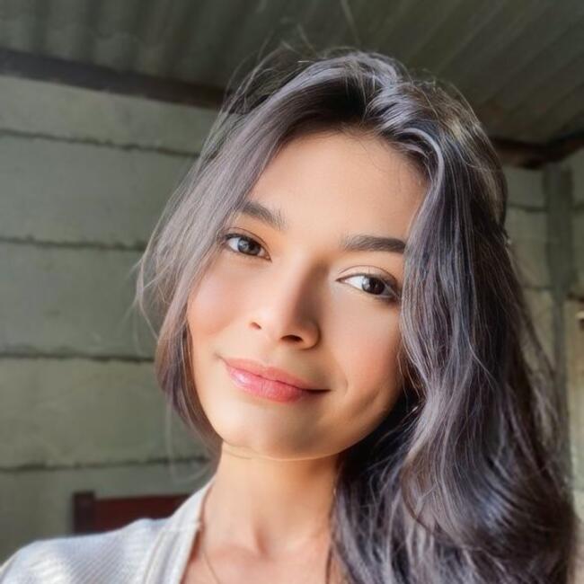 Babysitter in Candangolândia: Faby