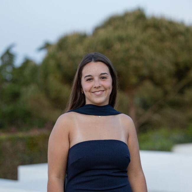 Babysitter in Venda do Pinheiro: Carolina