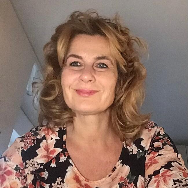 Bébiszitter Pécs területén: Èvi