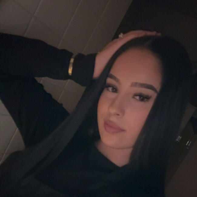 Babysitter in Passy: Ela