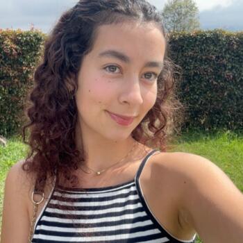 Babysitter in Hamilton: Sophia