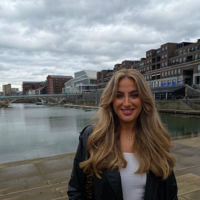 Babysitter in Hattingen: Nele Greta