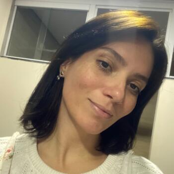Babysitter em Zambujal (Distrito de Lisboa): Anna Paula