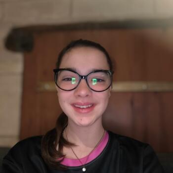 Babysitter in Saint-Cyr-sur-Loire: Océane