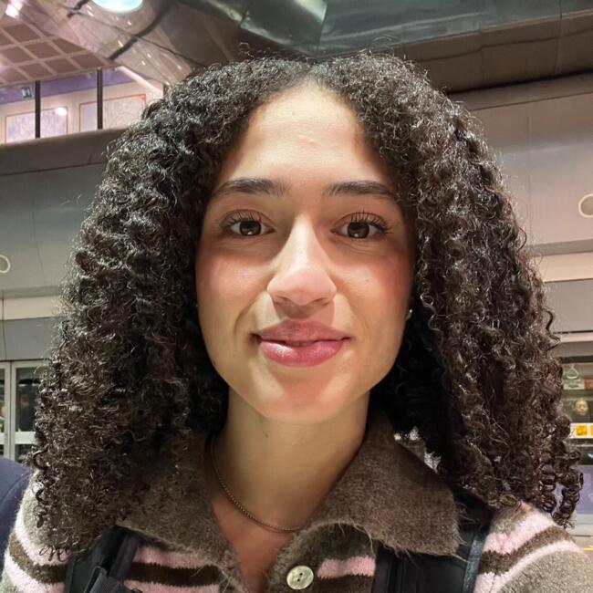 Babysitter a Saronno: Claudia