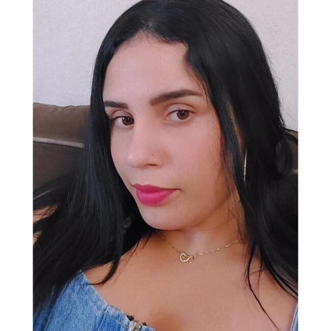 Babysitter in Santa Luzia: Isabelle