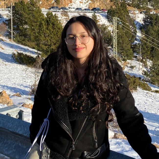 Babysitter in L'Hospitalet de Llobregat: Cinthia Cedillo