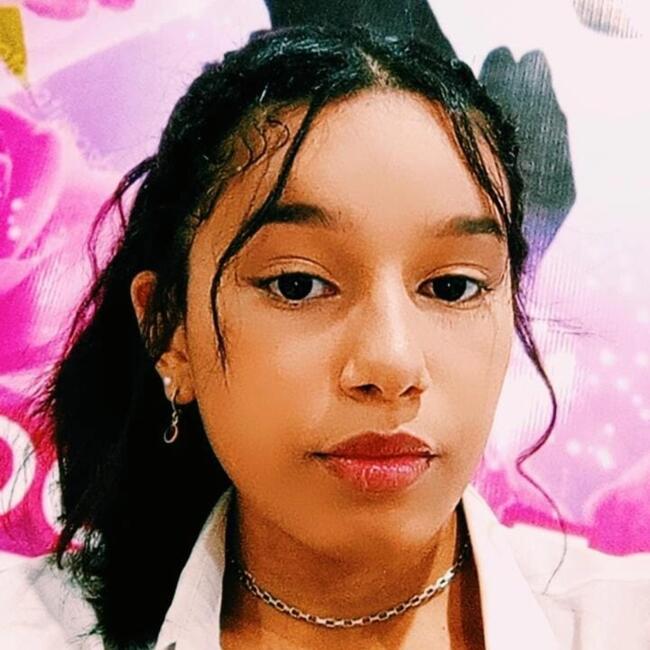 Babysitter in Maracanaú: Elaine