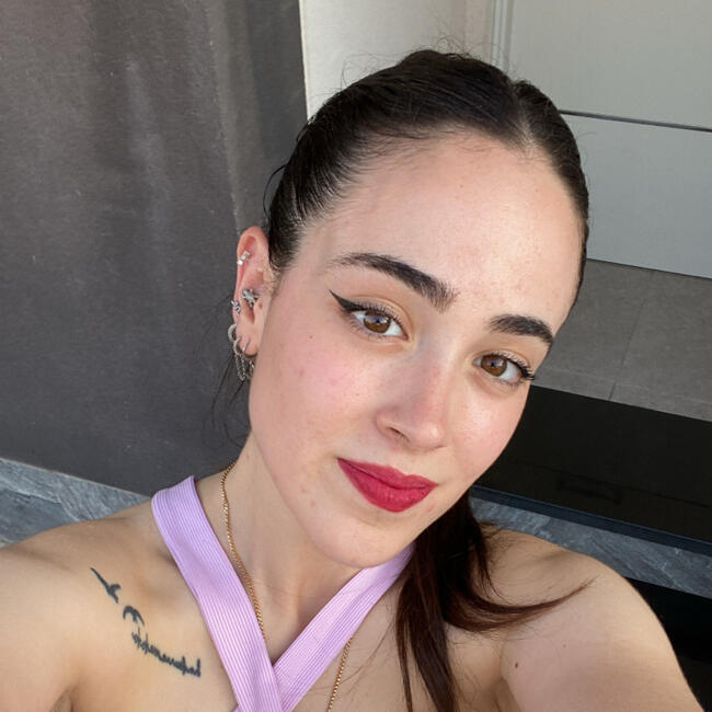 Nanny in Sydney: Laura