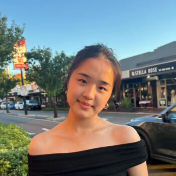 Babysitter Perth: Renee