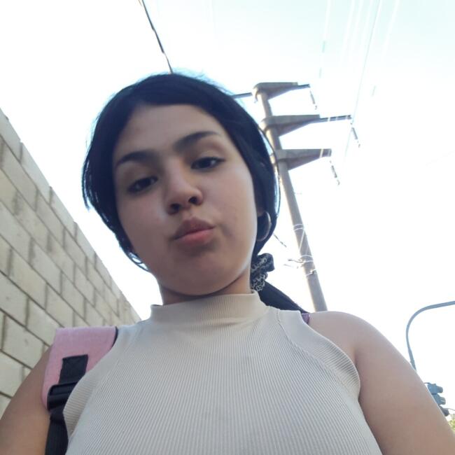 Niñera en Almirante Brown: Yanet