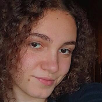 Babysitter in Valladolid: Estela