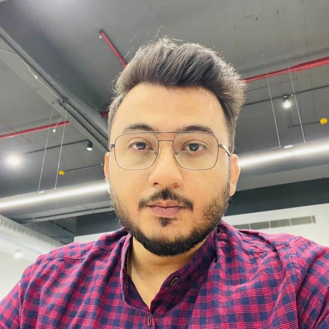 गुरुग्राम में बेबीसिटिंग की नौकरी: Aditya