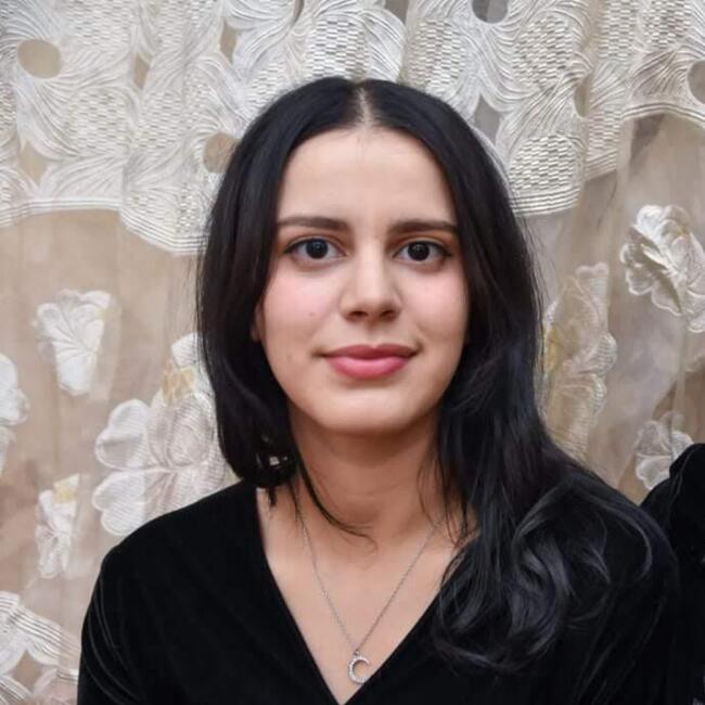 جليسة أطفال في مراكش: Zineb