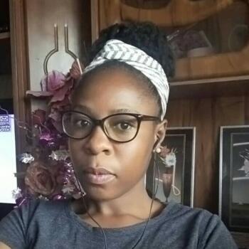 Babysitter in Harare: Laura