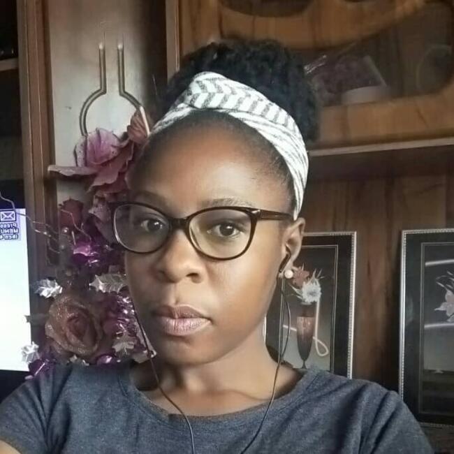 Babysitter in Harare: Laura