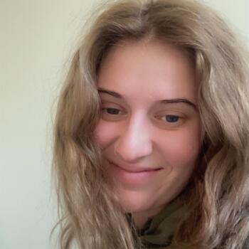 Babysitter in Tamworth: Millie