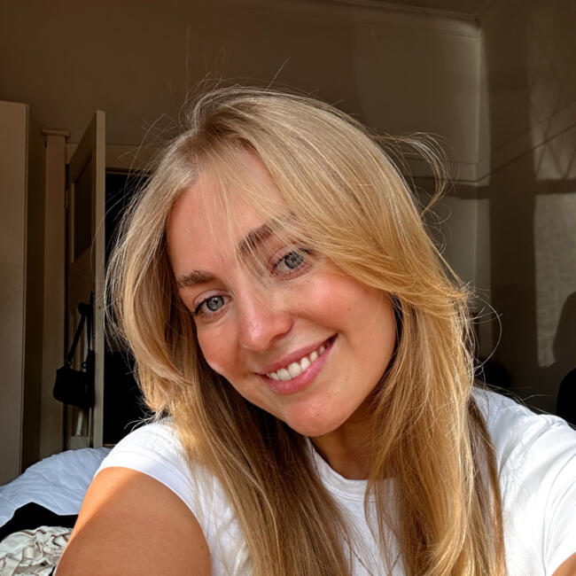 Babysitter in Melbourne: Amy