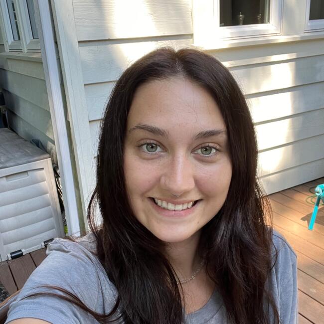 Baby-sitter in Montréal: Olivia