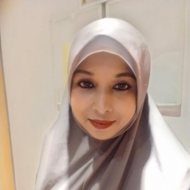 位于新加坡的临时保姆: Hasnah Bee