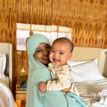 Babysitter in Singapore: Hasnah Bee