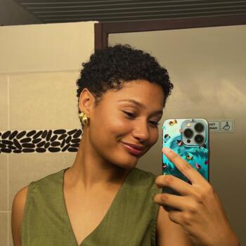 Baby-sitter Orvault: Iryss