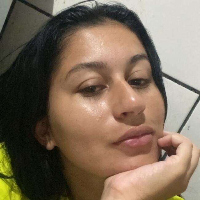 Babysitting job in Porto Nacional: Michelly Costa