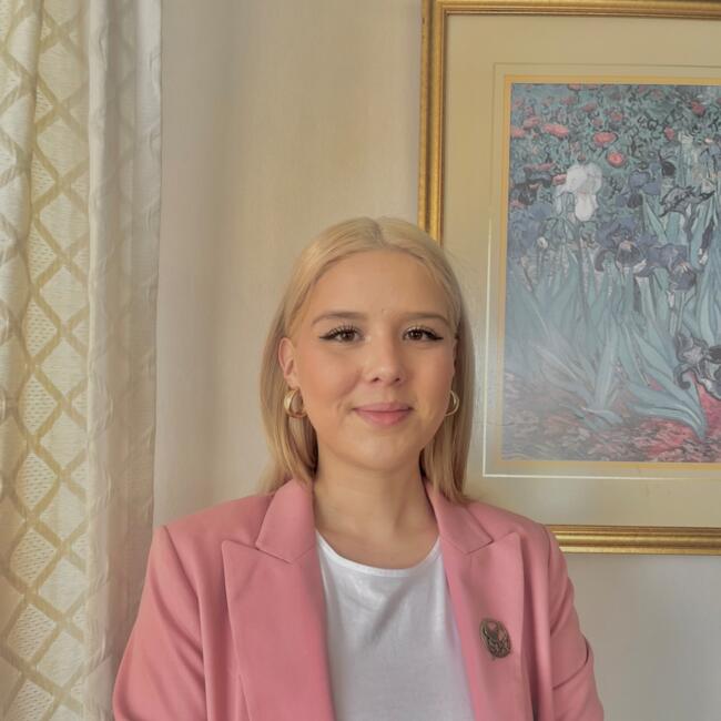 Nounou à Créteil: Valentina