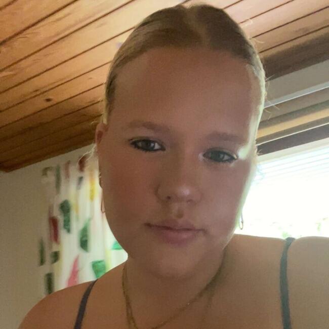 Babysitter in London: Sophie