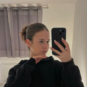 Babysitter in Sainte-Pazanne: Candice