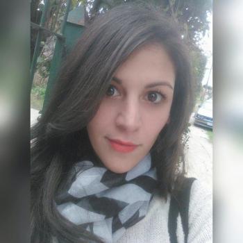 Niñera en Grand Bourg: Yanina
