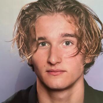 Babysitter in Brussel (Sint-Lambrechts-Woluwe): Adrien