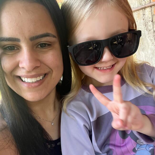 Babá em Gramado: Indianara