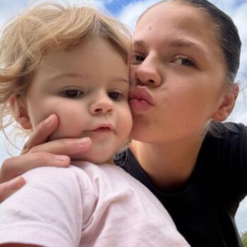 Babysitter in Warrington: Chloe