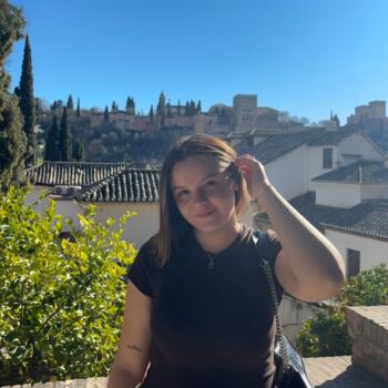 Babysitter in Granada: Natalia