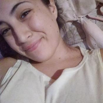 Niñera Guernica: Melany
