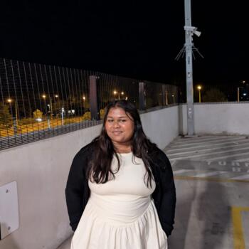 Babysitter in Melbourne: Shiny