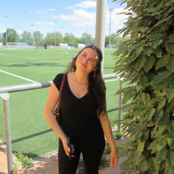 Nounou à Madrid: Angela