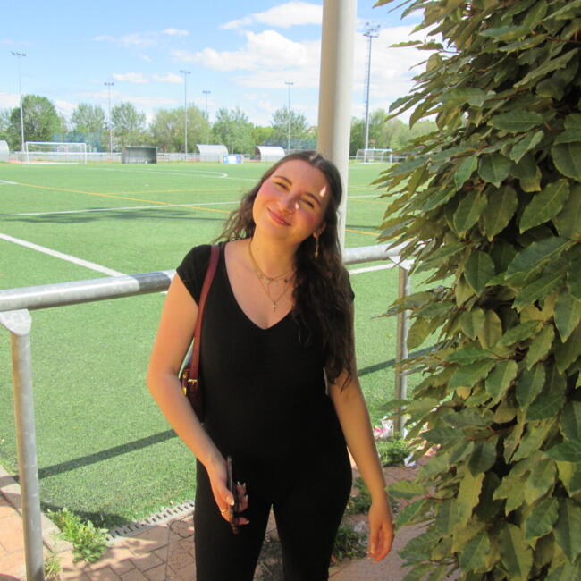 Nounou à Madrid: Angela