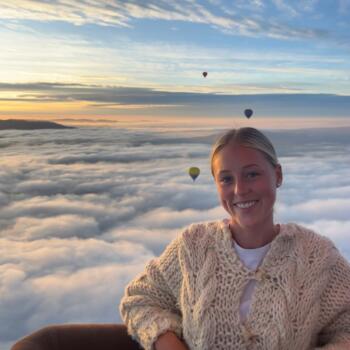 Babysitter in Ballarat: Ellie