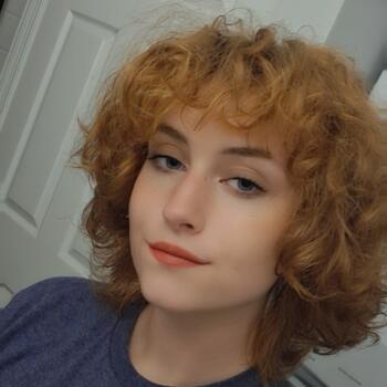 Babysitter in Newport News: Ariel