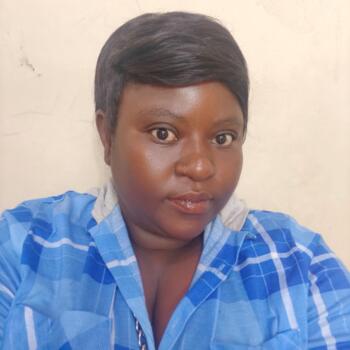 Nanny in Thembisa: Daina