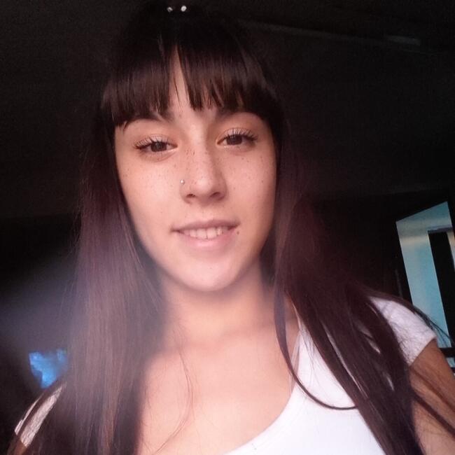 Babysitter in San Rafael: Yesica