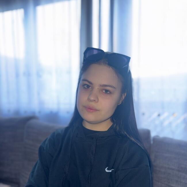 Babysitter in Laško: Lia