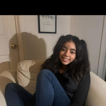 Babysitter in East Lansing: Jewel