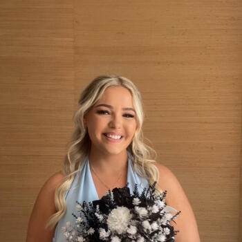 Babysitter Perth: Olivia